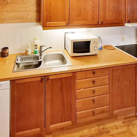 4 Person In Appartement *